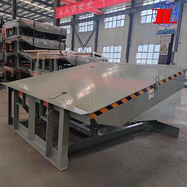 青海物流登车桥