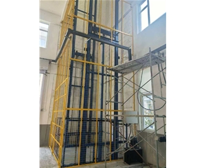 青海导轨链条式升降货梯